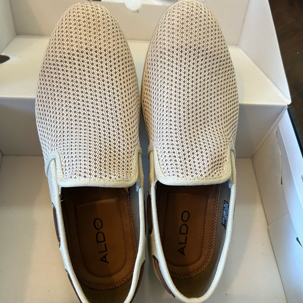 ALDO tan comfortable Carufel slip on like new size 9.5 men’s casual